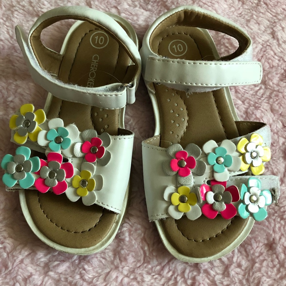 Cherokee Girls Sandals
